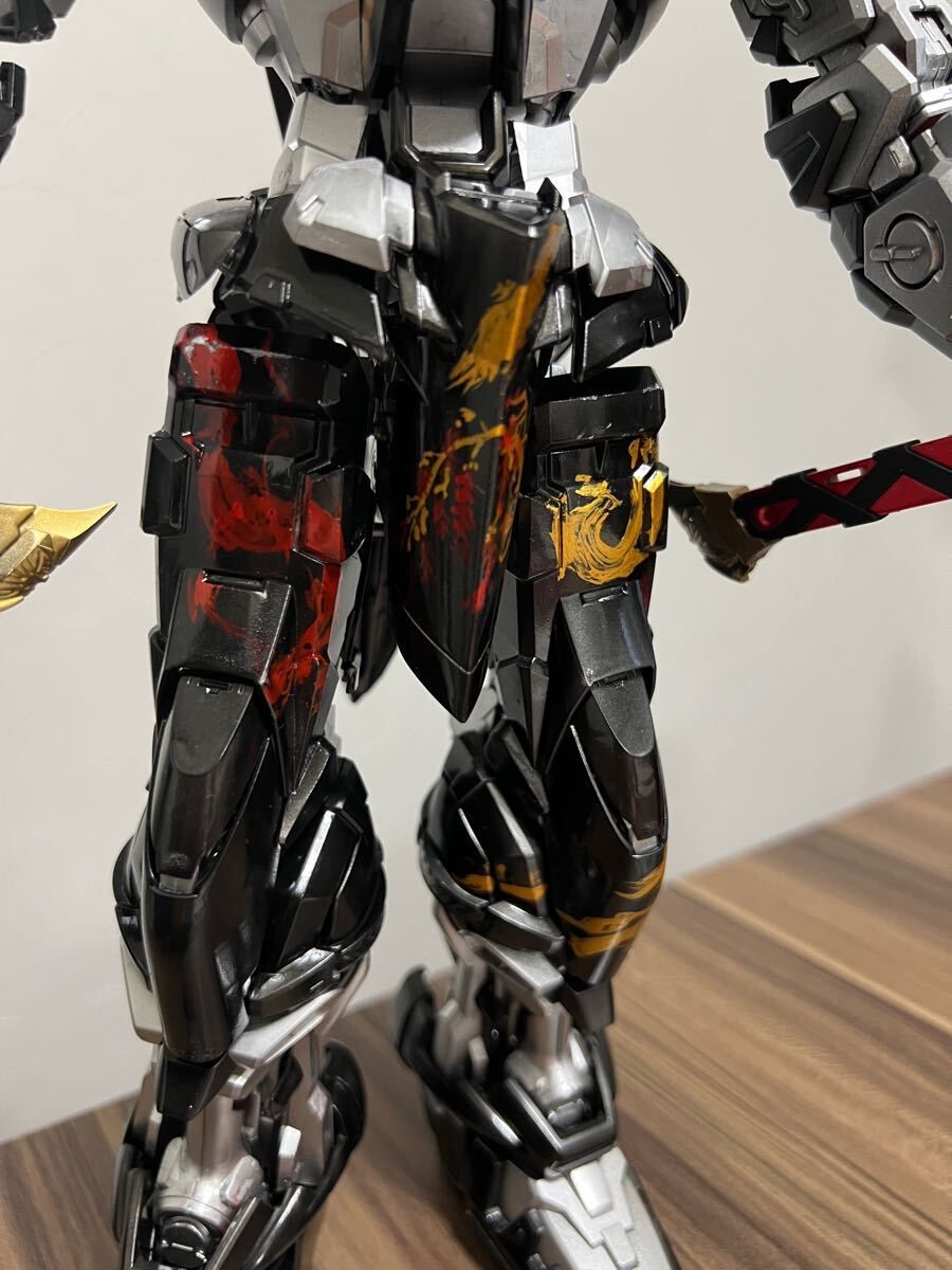 PG 1/60 アストレイ　〜和〜　漆塗り風　塗装完成品 和〜 PG 1/60 ガンダムアストレイ【漆塗り風塗装】完成品 - メルカリ