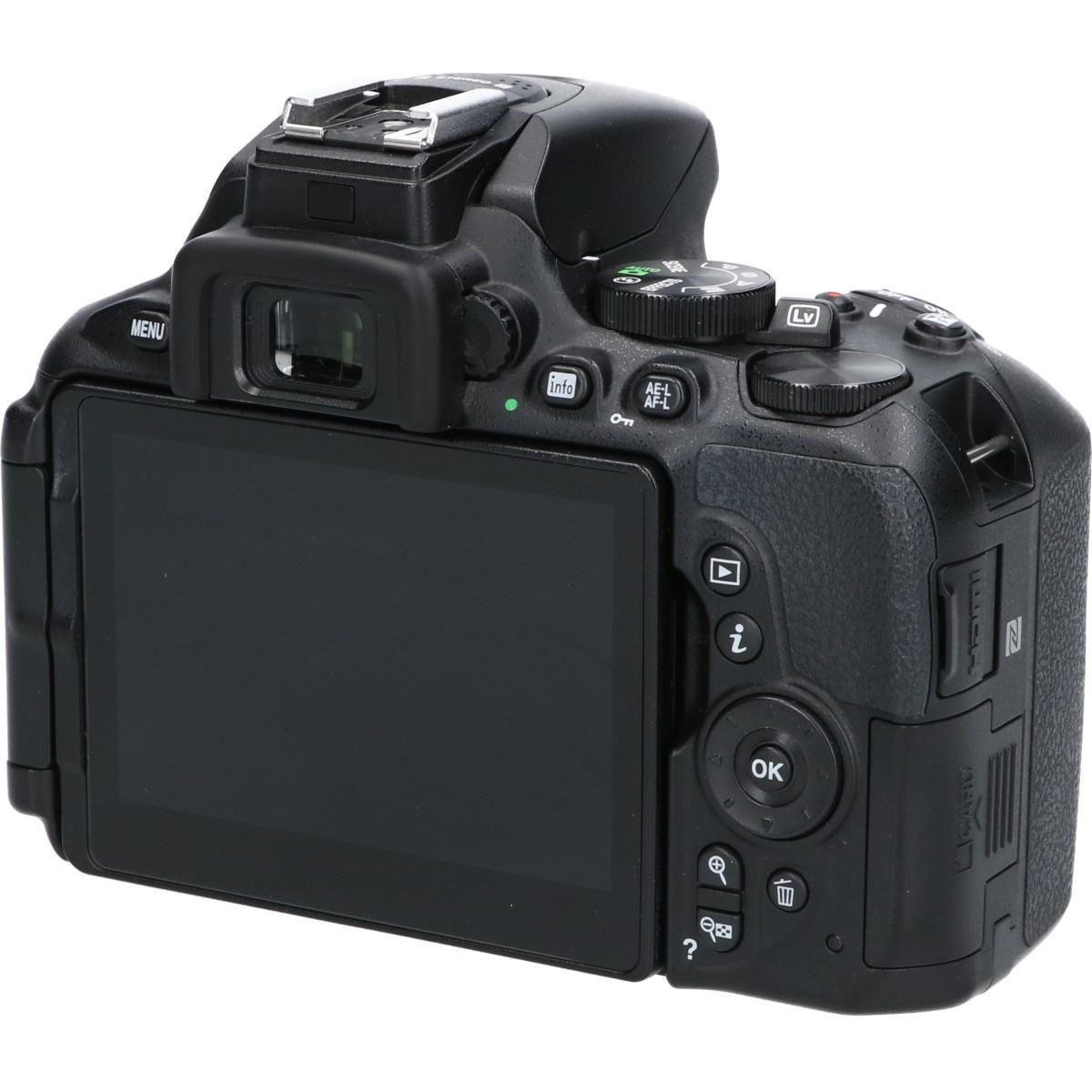 ニコン Nikon D3000 レンズキット《ショット数9258回》一眼レフ