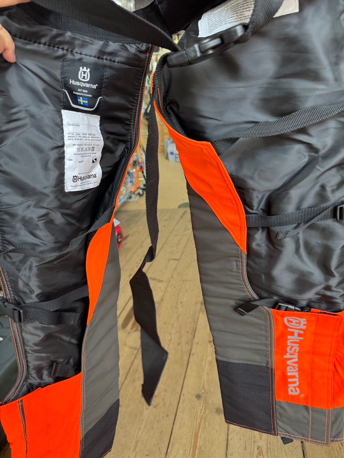 【未使用】ハスクバーナ Husqvarna 582 33 49-50 チャップス【ハンズクラフト佐賀】 ハスクバーナ（Husqvarna） チェーンソー作業用 チャップス ファンク