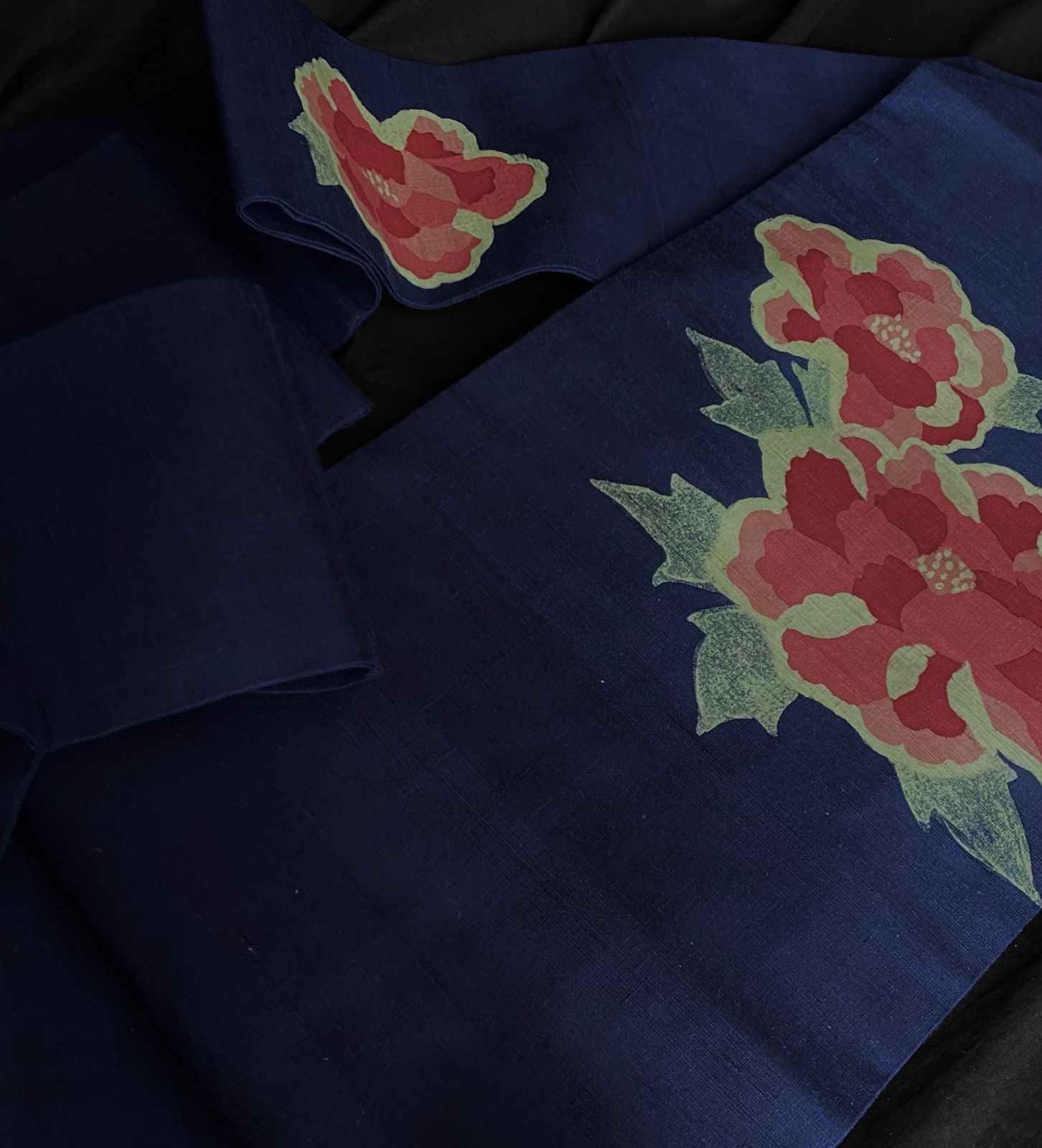 花の紬の名古屋帯〉紺 織り出し 素朴 普段使い - 水着
