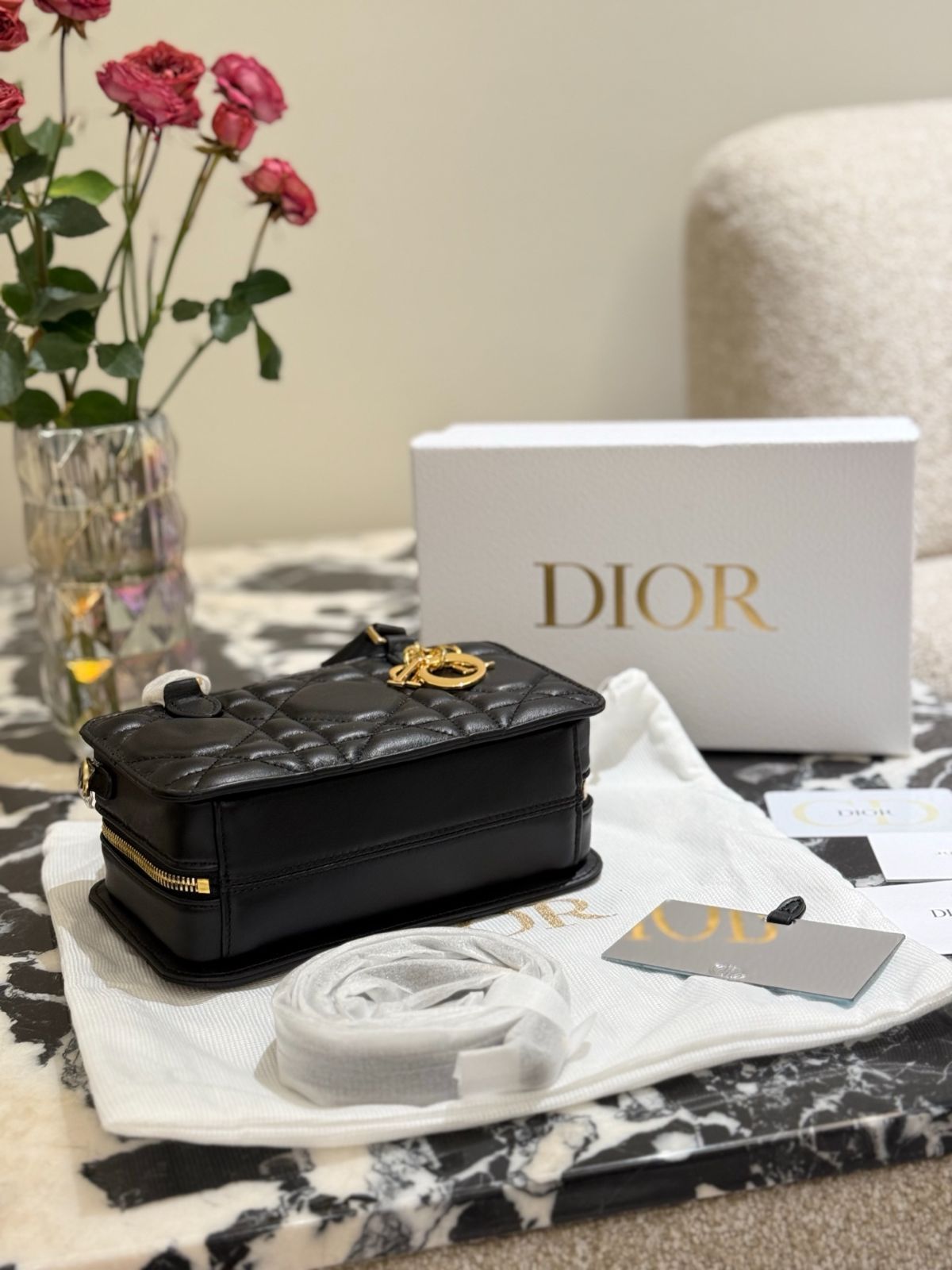 【お洒落でコンパクト♪】DIOR★ミニドクターバッグ 30Montaigne 今日特価】Dior 30 Montaigne Mini Doctor Bag ディオール 30