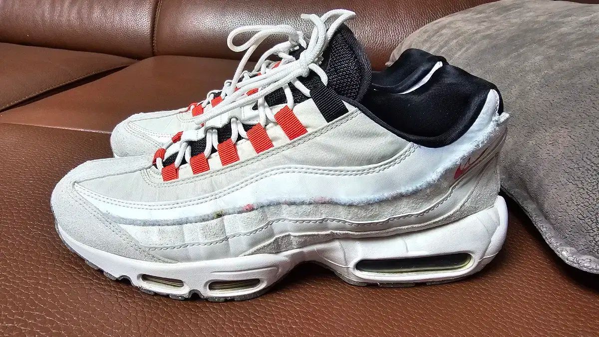 AIR MAX