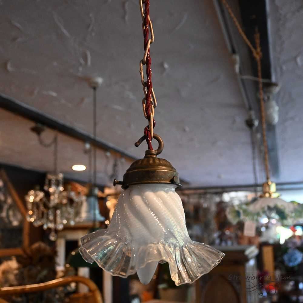 オパーリンガラス