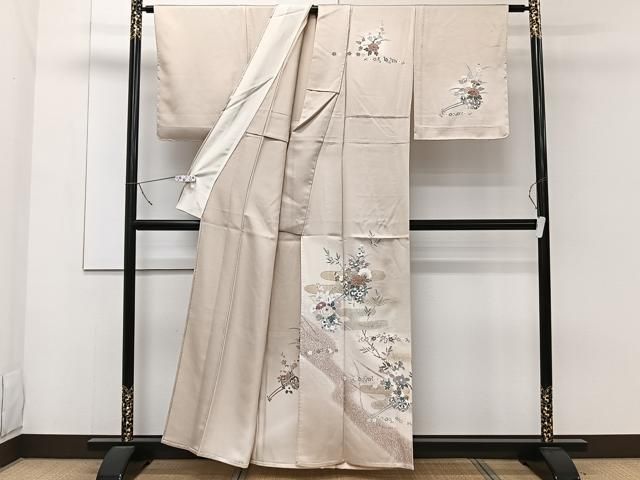 訪問着 作家物 遠山模様 金彩 暈し 白練色 K-4966 訪問着 作家物 遠山模様 金彩 暈し 白練色 K-4966