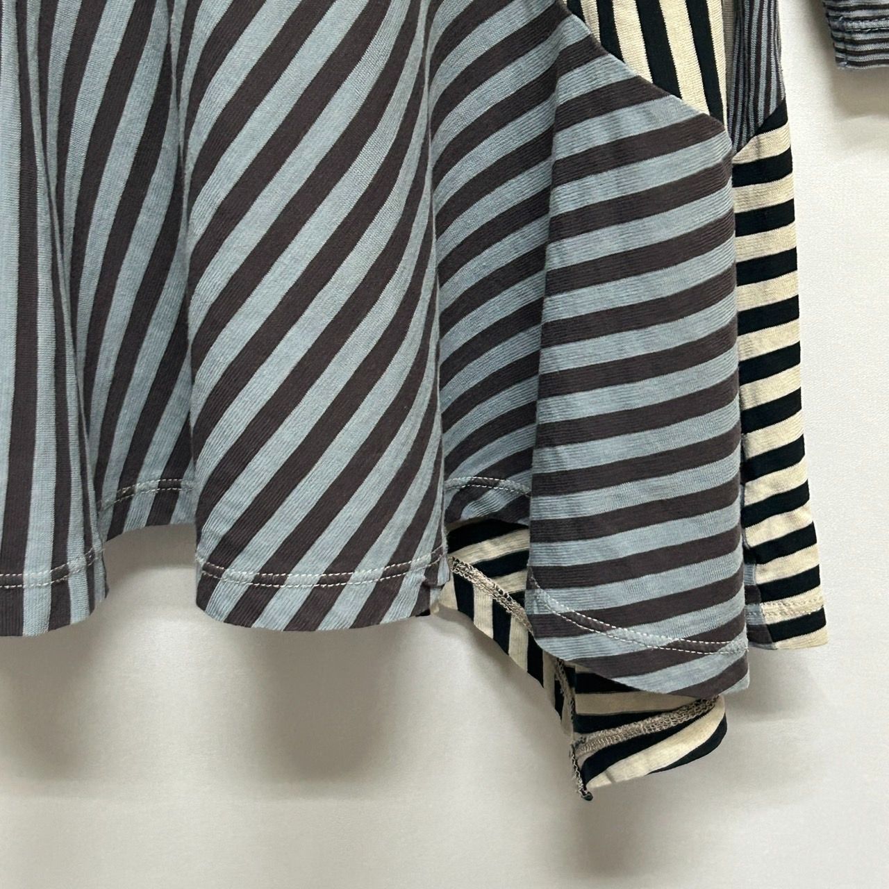 センソユニコ Cube-cubeカットソー未使用 Cube-Cube【38】ブルー系 カットソー ボーダー トップス 日本製