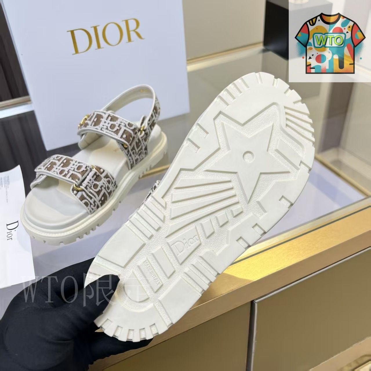 Dior サンダル　未使用品 253070_1.jpg
