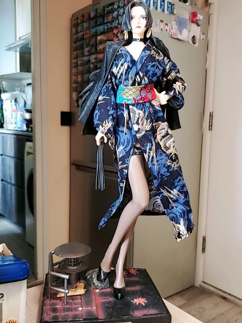 ボア・ハンコック 大型フィギュア(和服の女帝) Amazon | 46cm ワンピースエンプレスボア・ハンコックスタチュー