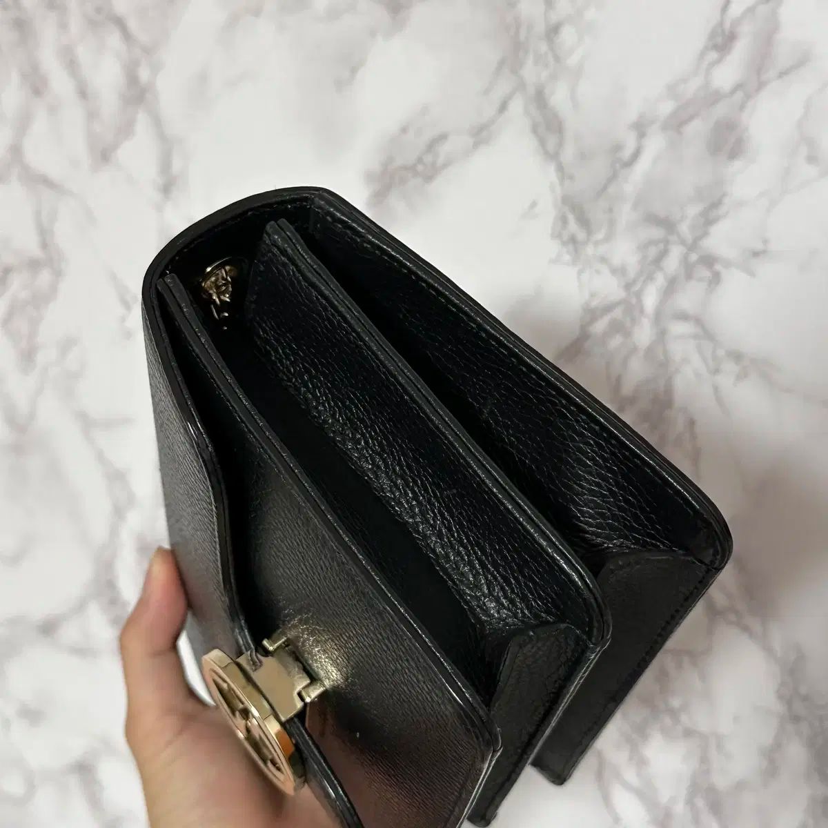 グッチ インターロッキング