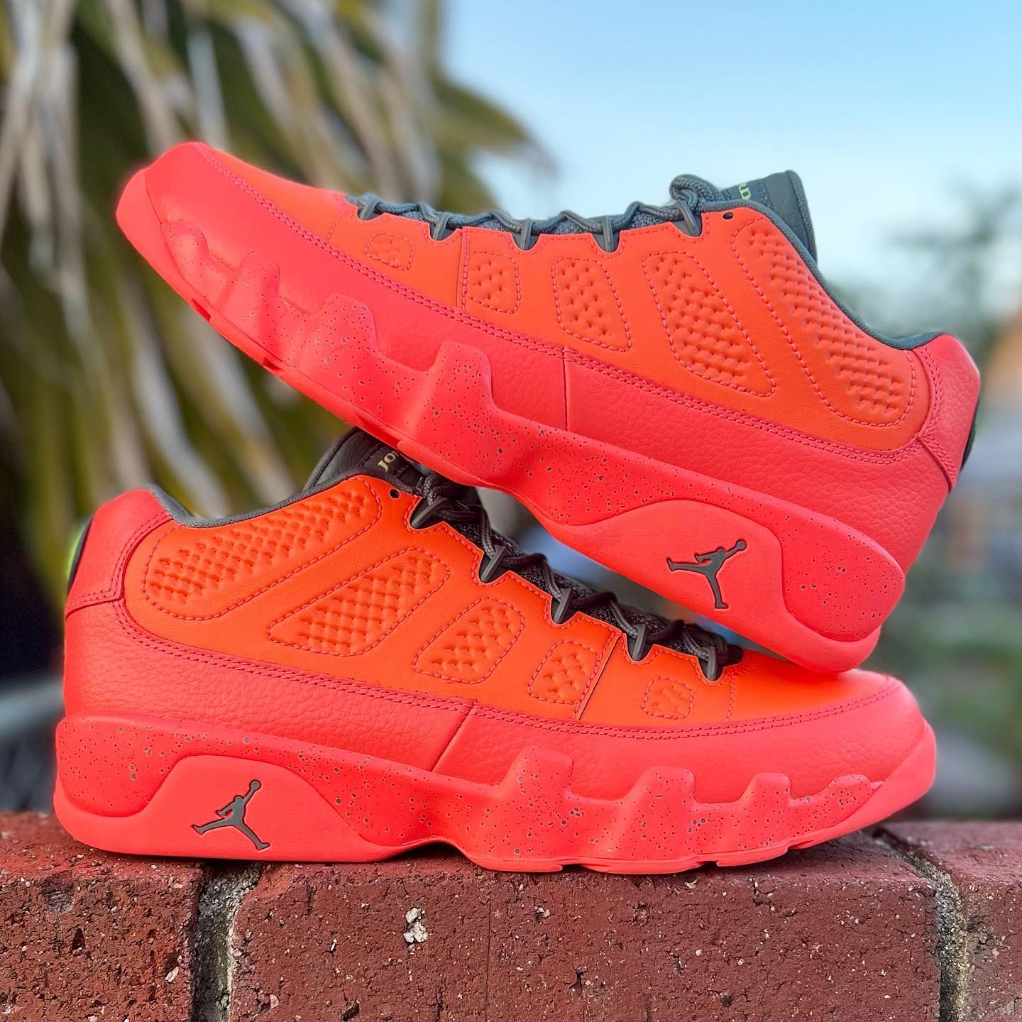 AIR JORDAN 9 RETRO LOW 'BRIGHT MANGO' エア ジョーダン 9 レトロ ロー 【MEN'S】 bright mango/ghost  green-hasta 832822-805 - メルカリ