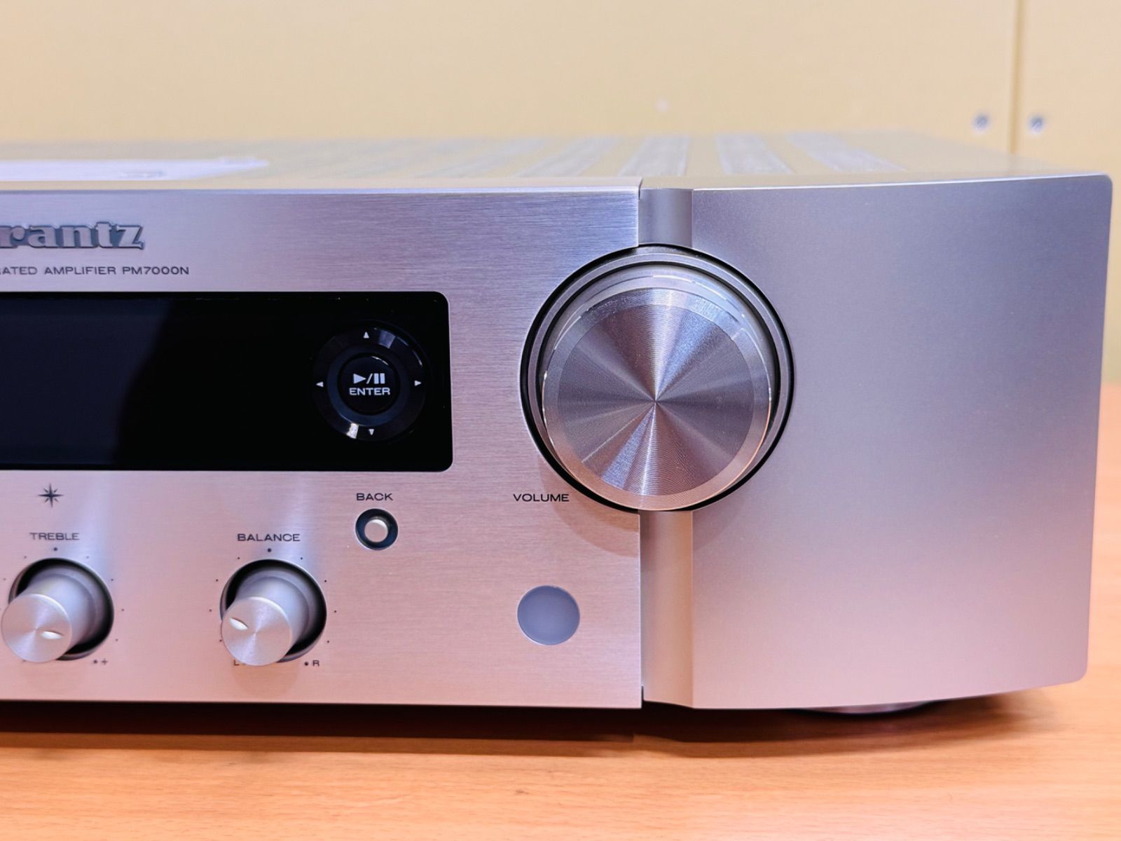 Marantz マランツ　PM7000N プリメインアンプ　[2021年製] Amazon.co.jp: マランツ Marantz PM7000N HEOS Built-in