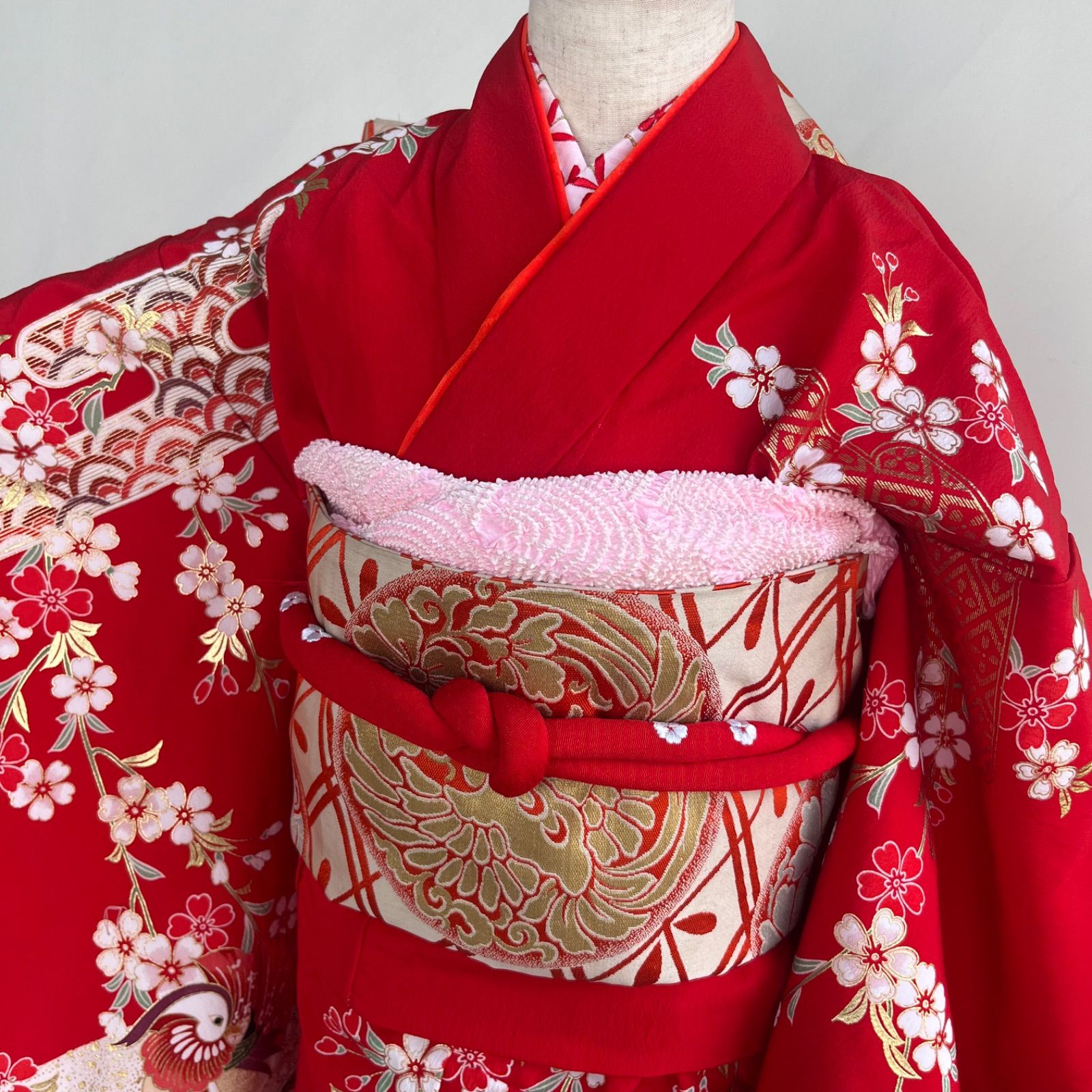 七五三 7歳女の子 着物 四つ身 赤 長襦袢 帯セット 帯揚げ帯締め付き ビンテージ きもの猫田 T 373