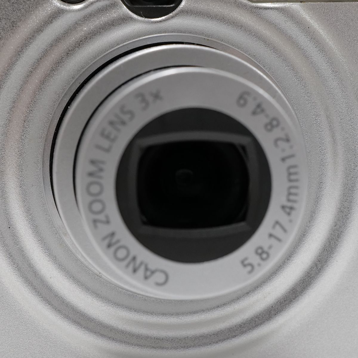 Canon IXY DIGITAL 40 USED超美品 デジタルカメラ 本体+バッテリー 3倍