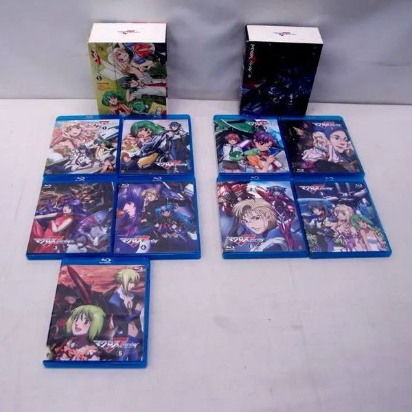 macros - マクロスフロンティア　Blu-rayセット　初回特典付き。 Amazon.co.jp: マクロスF(フロンティア) 1 [Blu-ray] : 中村悠一