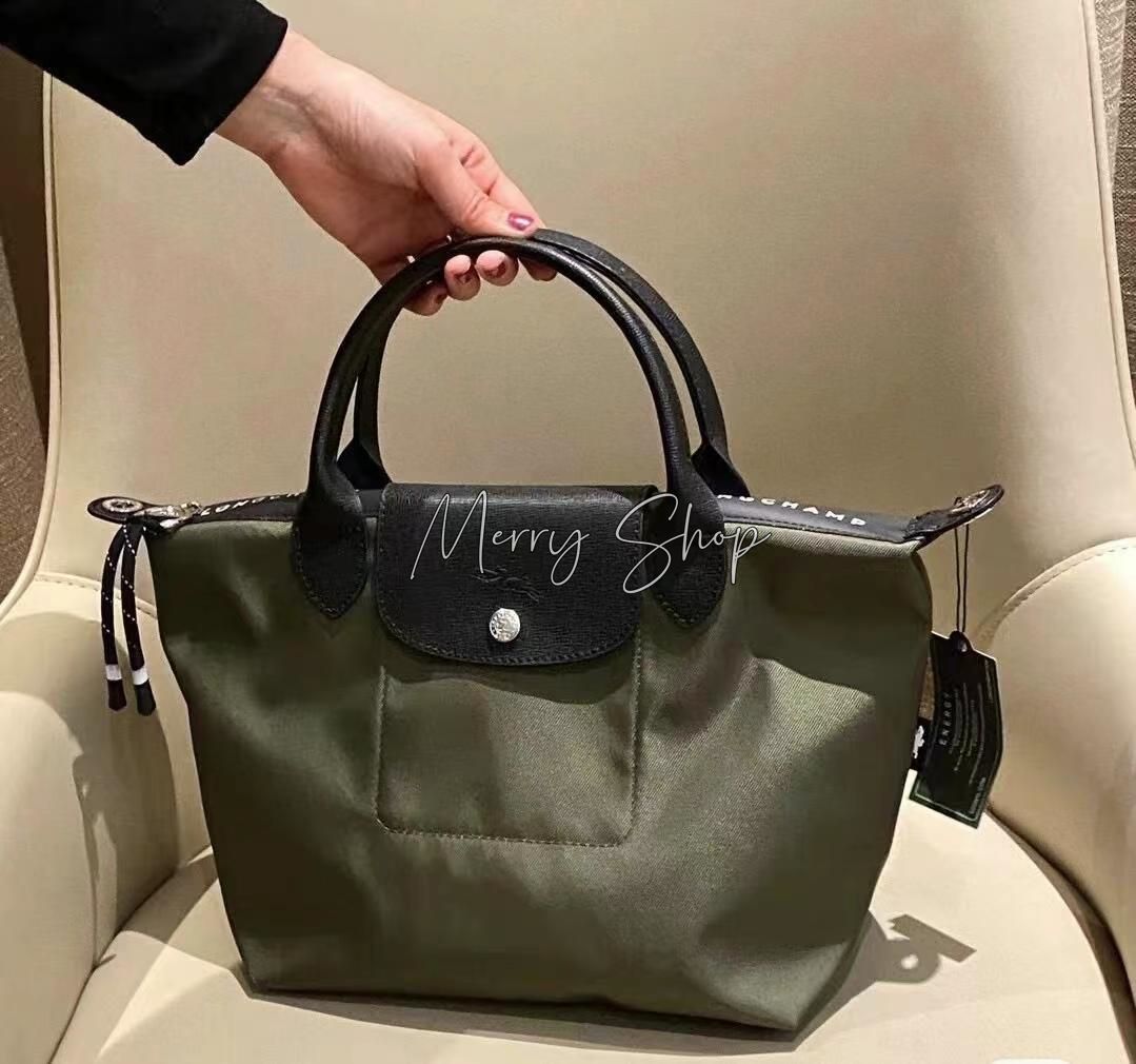 新品、未使用 ✨ LONGCHAMP ロンシャン ル プリアージュ エナジートップハンドルバッグ プリアージュ 2WAY ショルダーバッグ  ハンドバッグ S グリーン - メルカリ