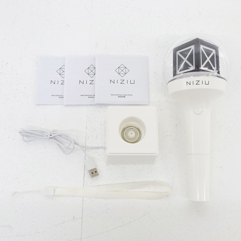 三重店 NiziU OFFICIAL LIGHT STICK 公式ペンライト ニジュー|ライトスティック 353-B973