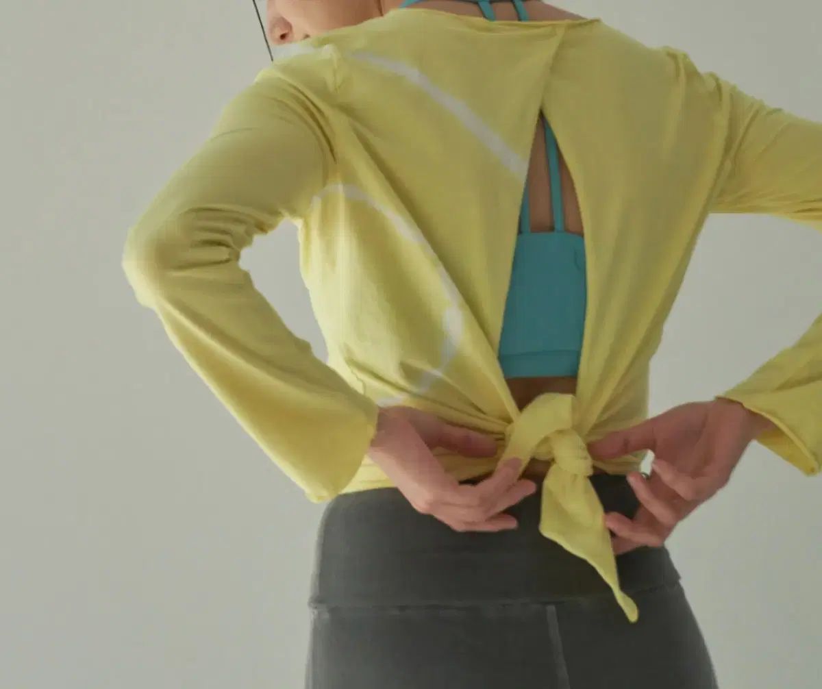 アンダーカバー スウェット オートミール 小津安二郎 TOKYO STORY