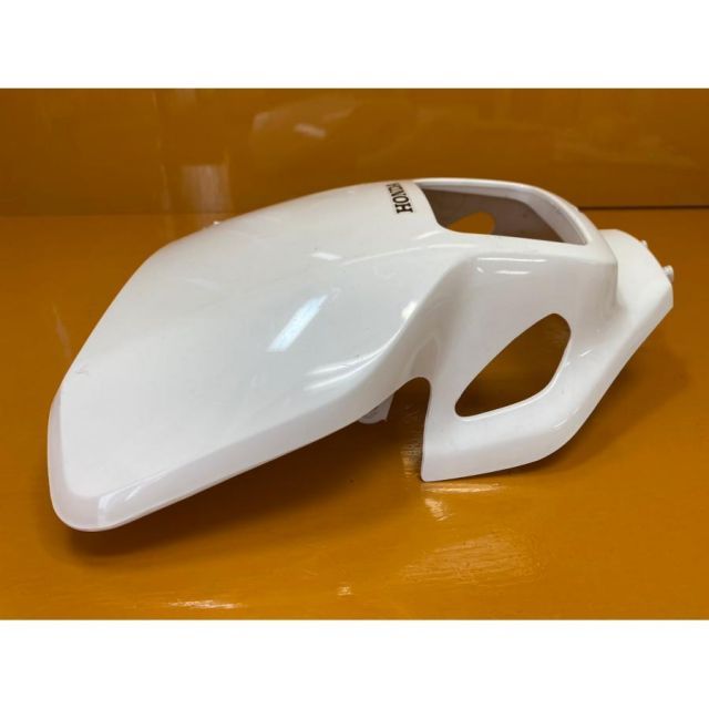 白 61301-KAEK-7700