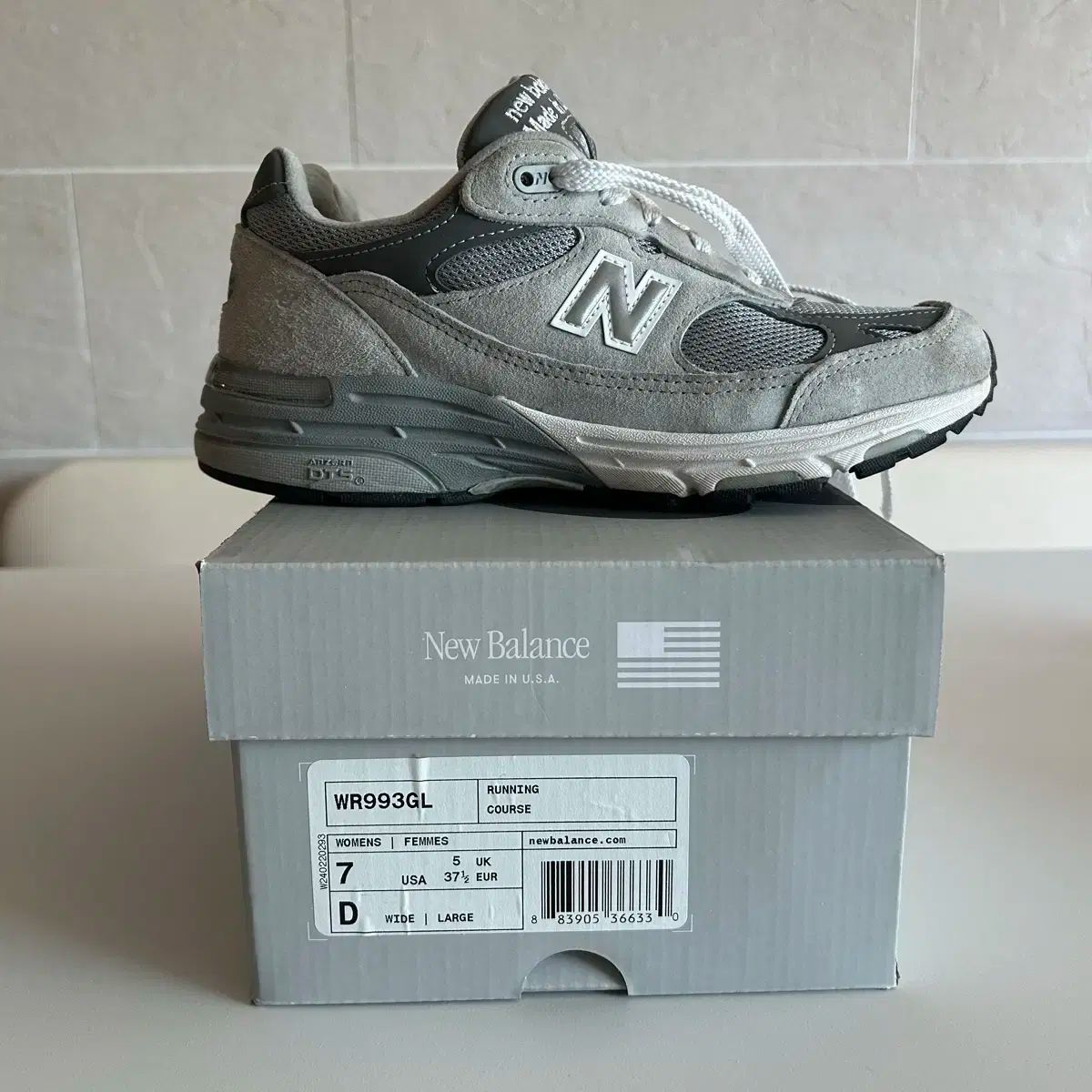 私たち 公式ホームページ 直接販売 New Balance ニューバランス 993 レディース 240D ワイド フットボール 付属品完備