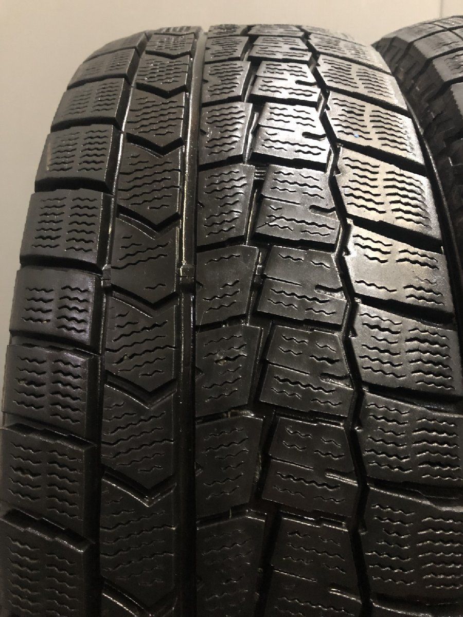 DUNLOP WINTER MAXX WM02 195/65R15 15インチ スタッドレス 4本 23年製 セレナ ヴォクシー プリウス アイシス等　(VTP978)