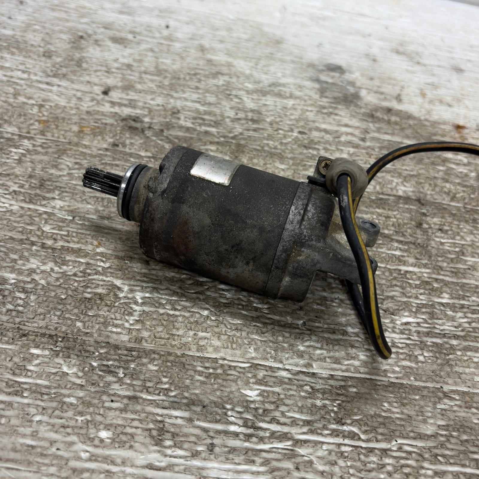 バリオス2 ZR250B