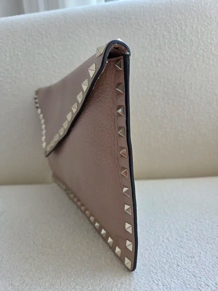 Valentino ヴァレンティノ