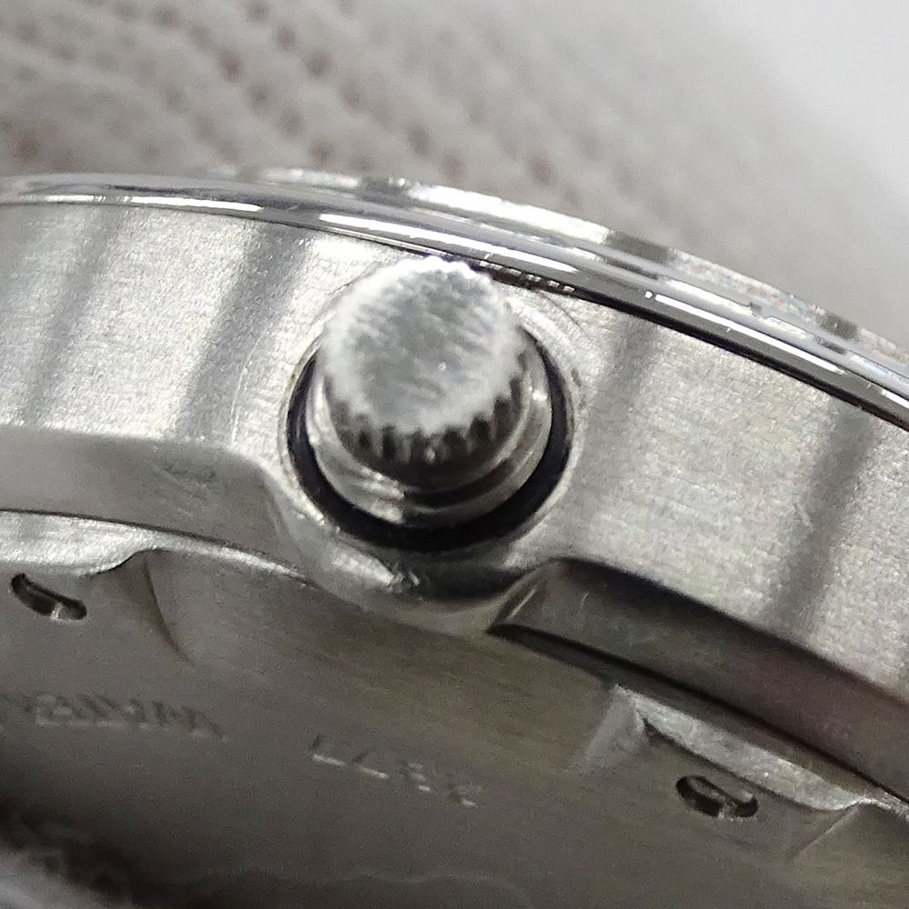 カルティエ Cartier メリディアン GMT デイト 自動巻き シルバー カルティエ Cartier メリディアン GMT デイト 自動巻き シルバー