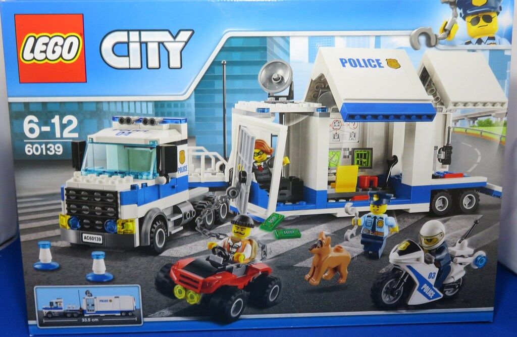LEGO