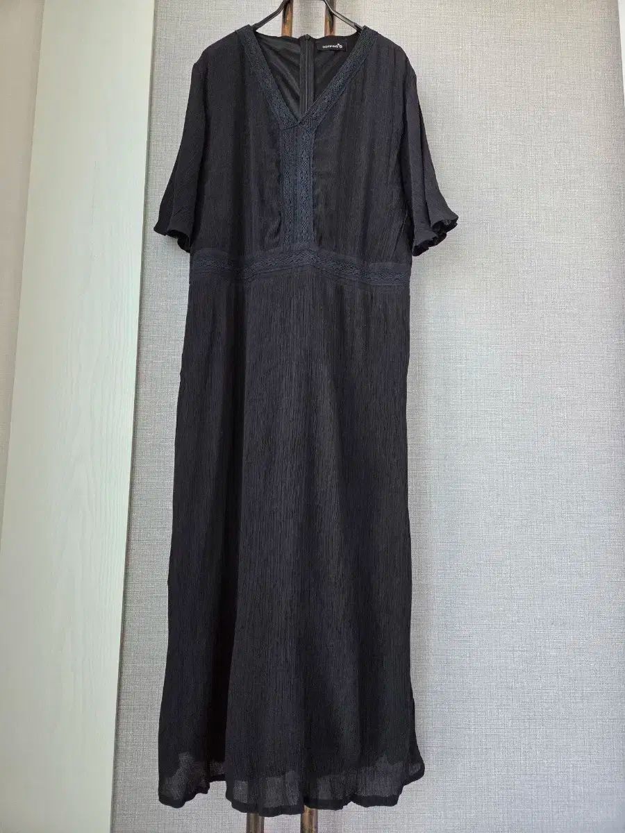 HOTPING ツートンレース マキシワンピース
