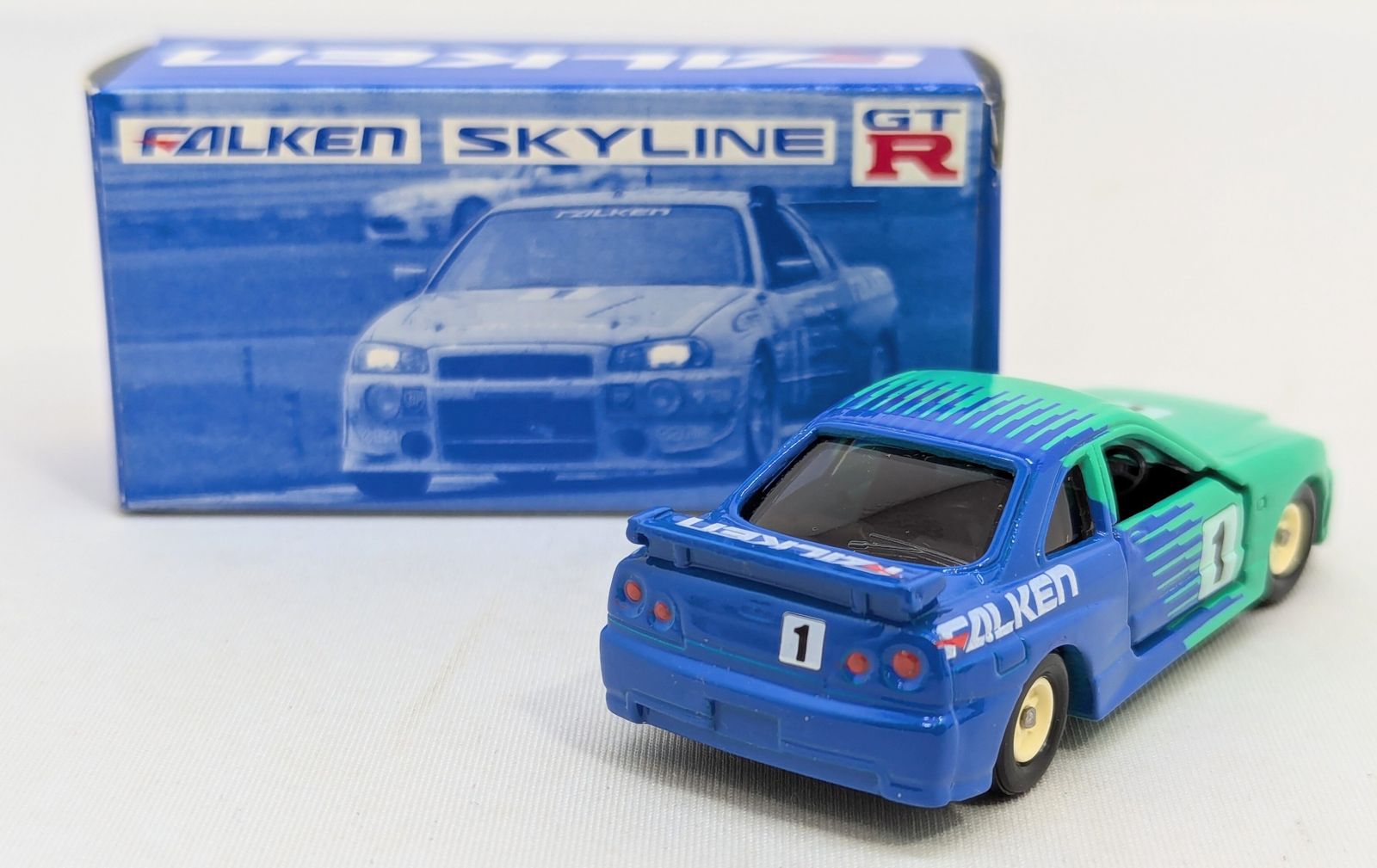 トミカ スカイライン GTR BNR34 ファルケン（FALKEN GT-R・SKYLINE