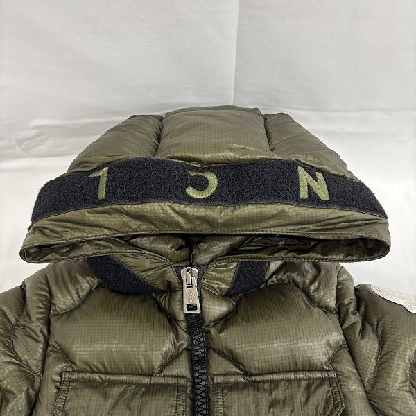 ダウンジャケット