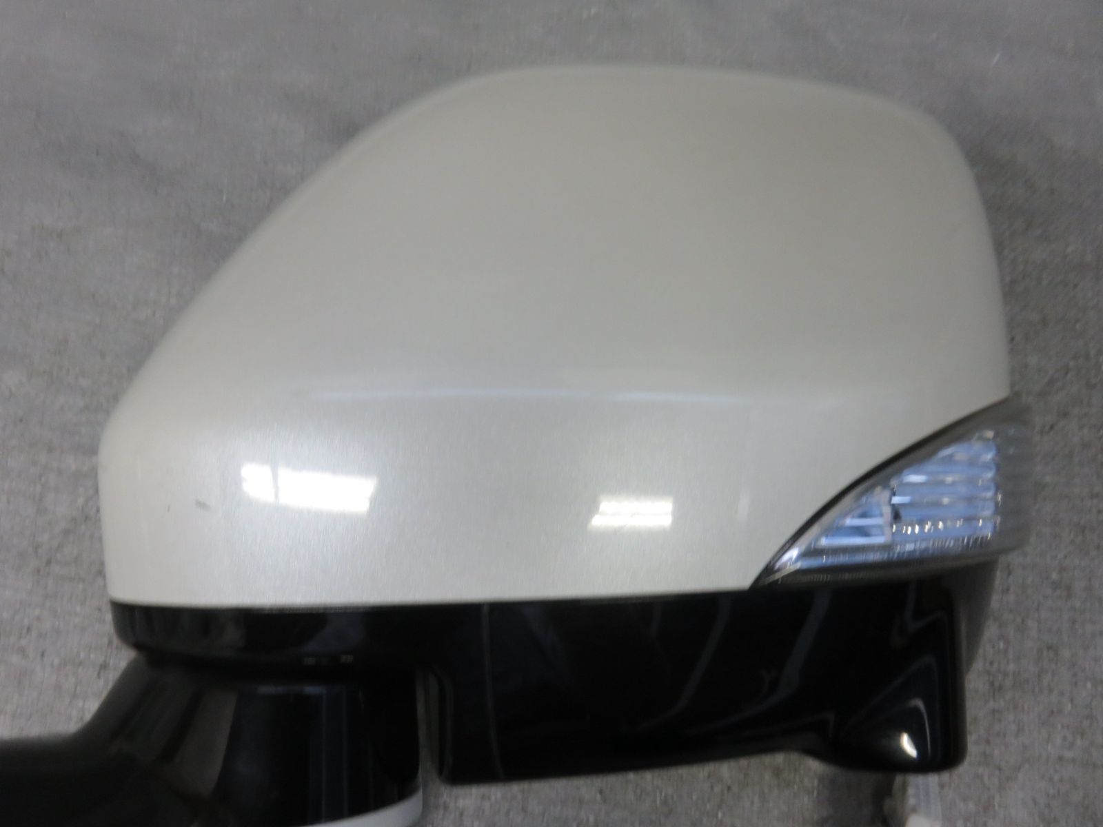 STD7455 日産 エルグランド TE52 PE52 E52 純正 左 ドアミラー サイドミラー 助手席 左前