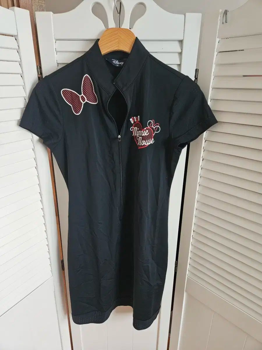 Disney ディズニー Tシャツ 90 サイズ