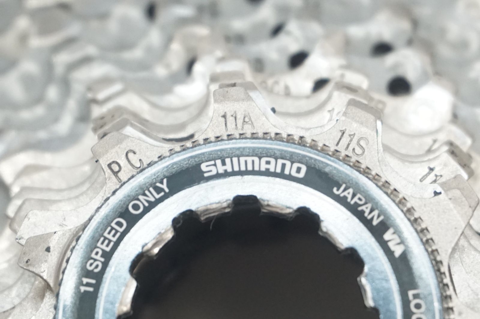 SHIMANO シマノ DURA-ACE CS-R9100 11-30T スプロケット バイチャリ福岡店 BILLOVLOGS_CO_UK