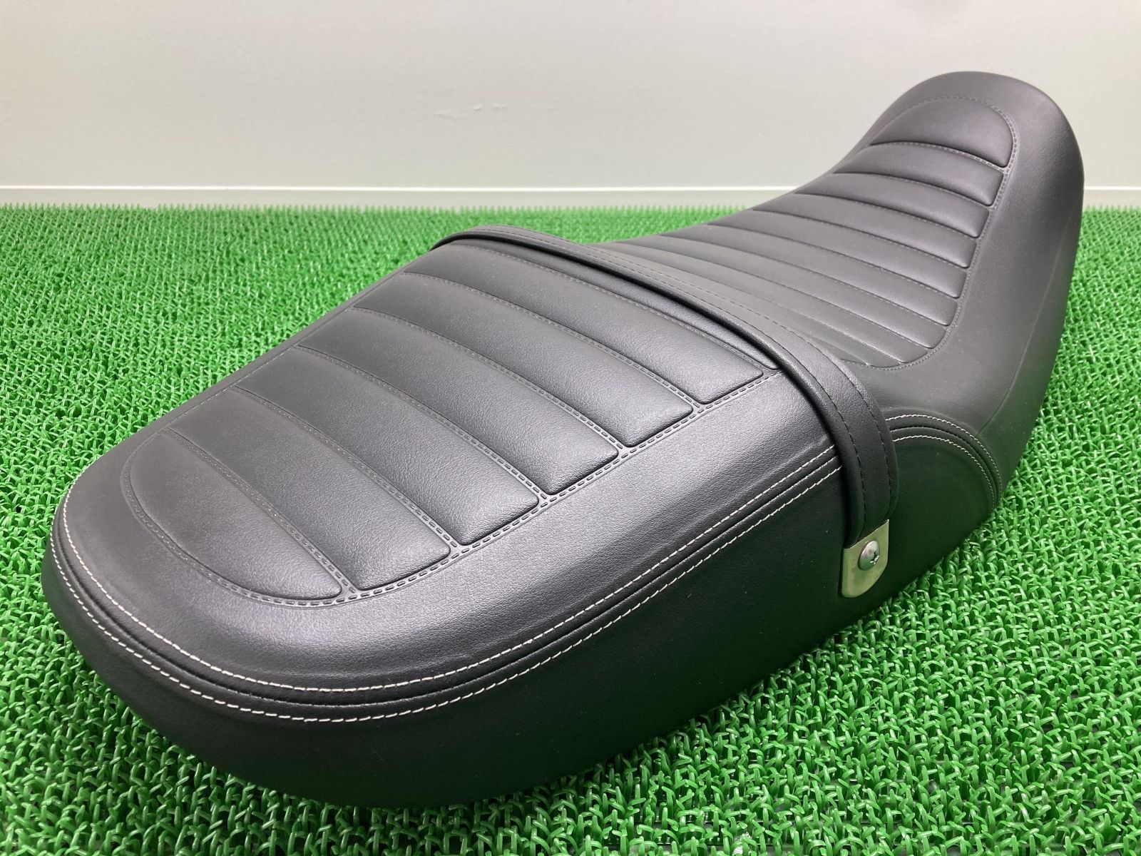[破れなし] Z900RS カワサキ純正シート 良品 KAWASAKI Z900RS純正シート 破れなし 53066-0573品番 カフェZR900C : 壱濱