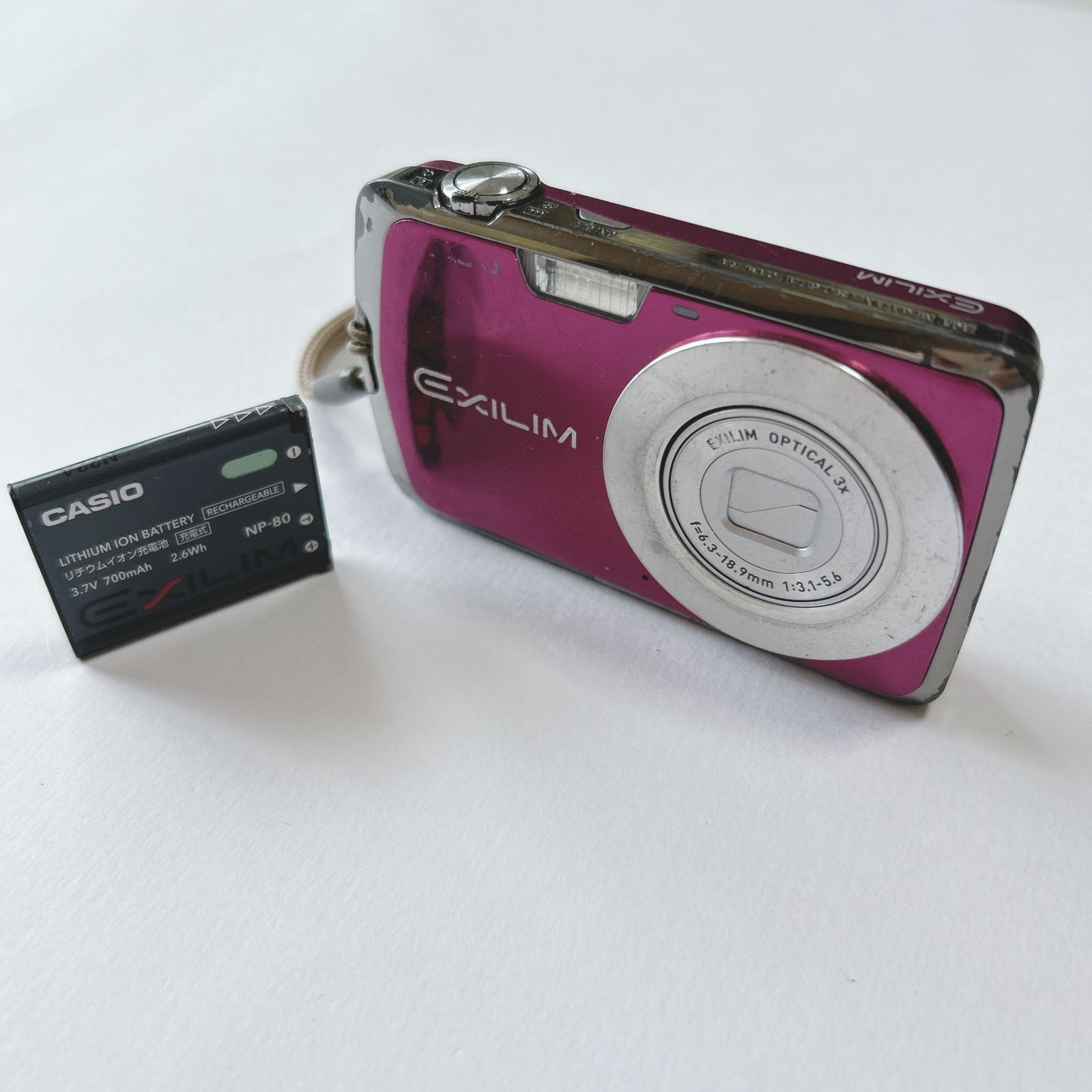 カシオ EXILIM EX-Z1 マゼンダ ピンク デジカメ 充電器ないため