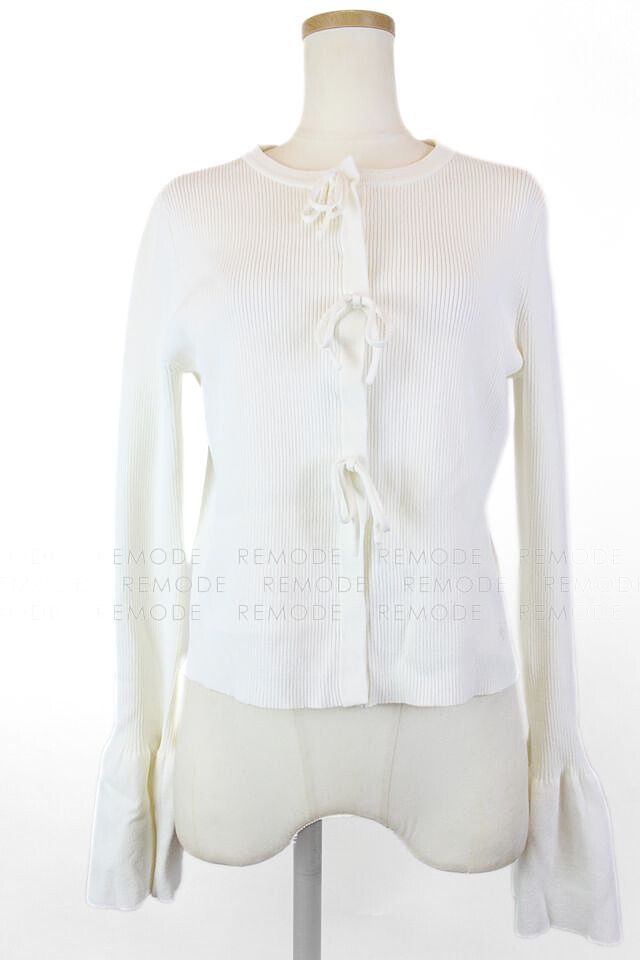 CAPRINO｜Ribbon Flare【White】 - メルカリ