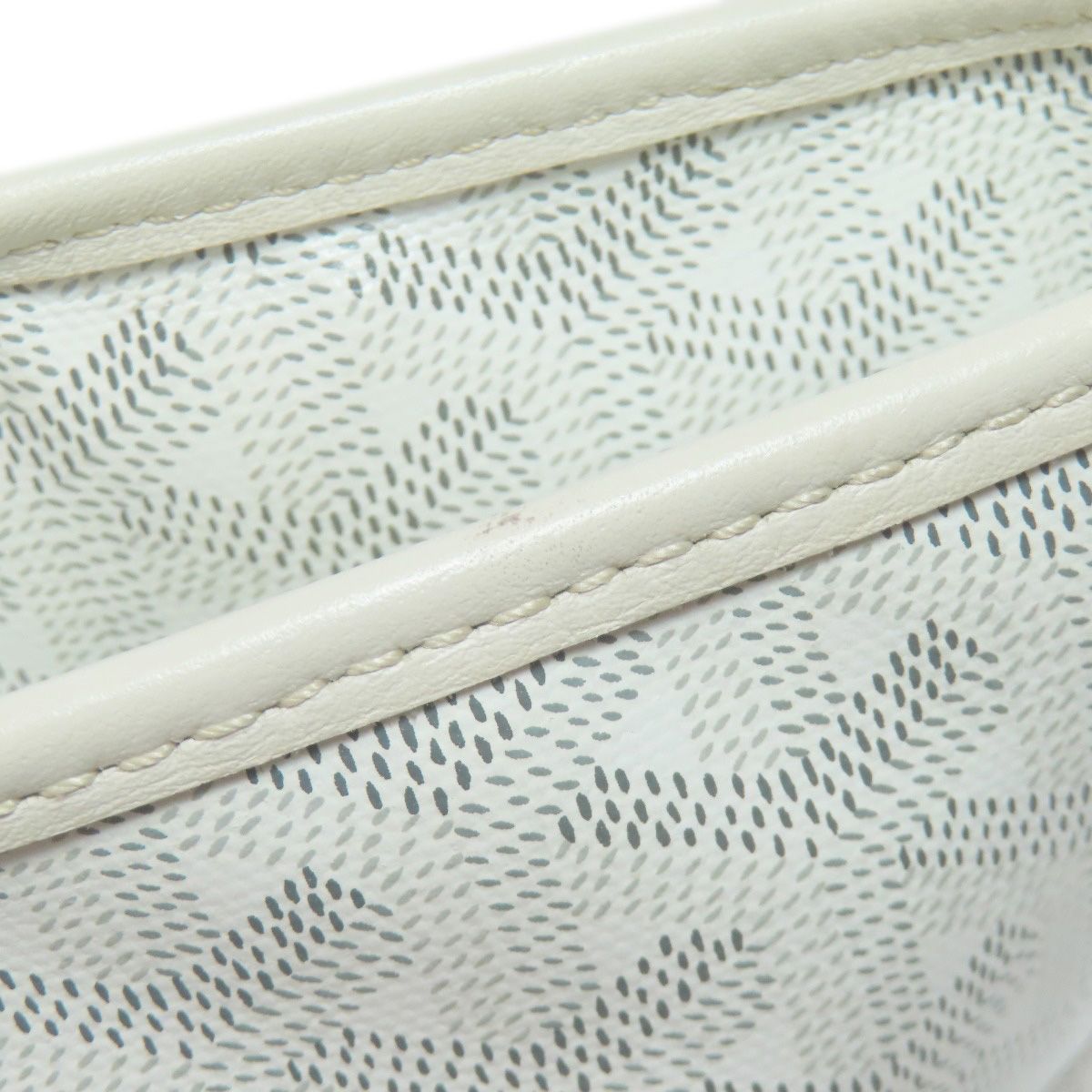 GOYARD