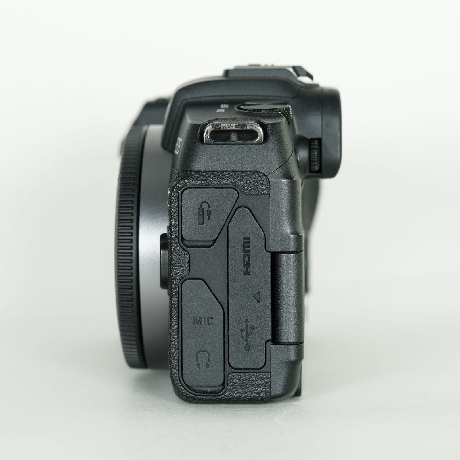Canon EOS RP ボディのみ美品　純正バッテリー2個 良品｜バッテリー2個] Canon EOS RP [ボディ] / キヤノンRF