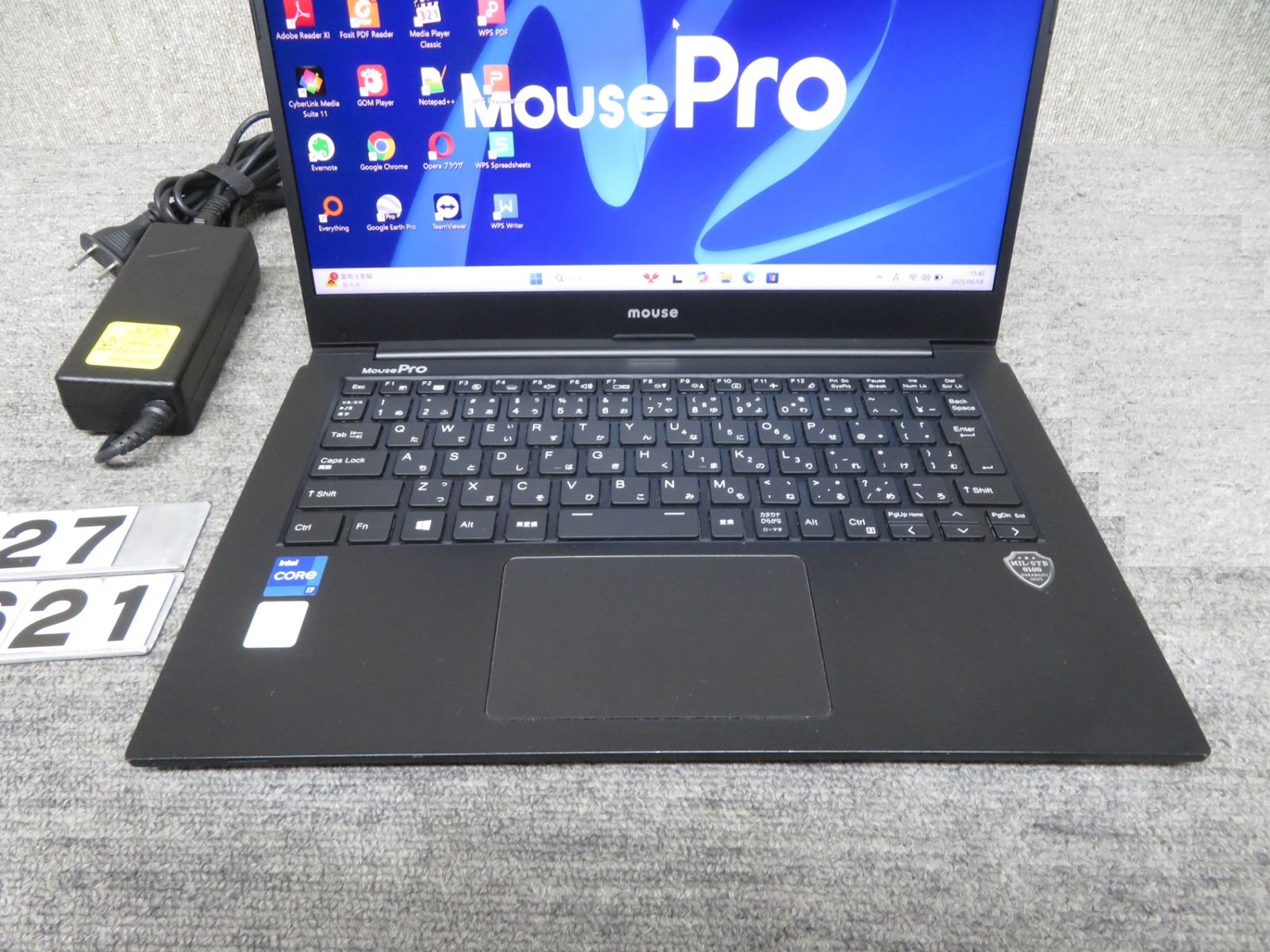 mouse MPRO NB420ZLW11 i7 第11世代 バッテリー良好 Windows11 Office