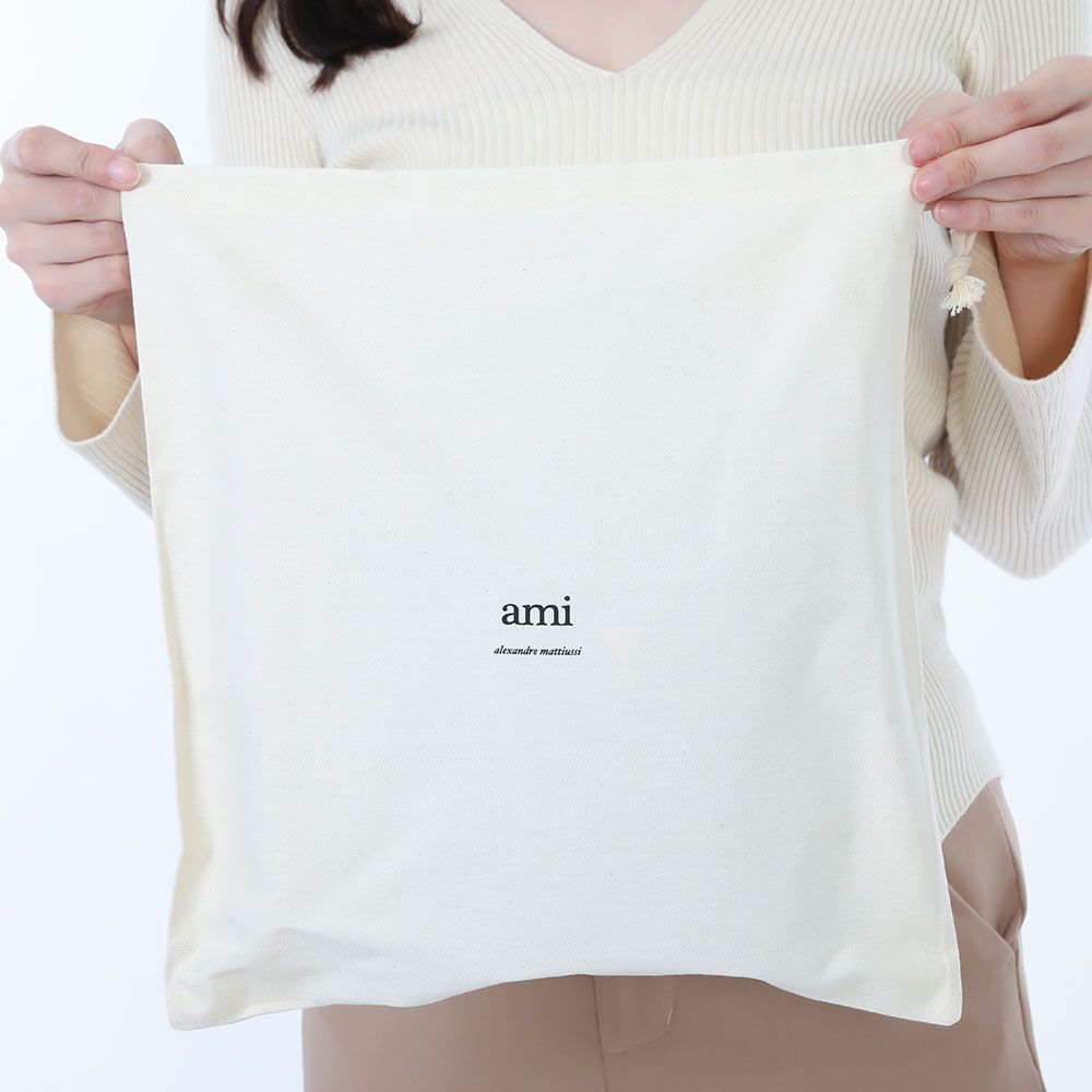 新品 AMI PARIS ULL720.AL0139 692 バッグ 新品 AMI PARIS ULL720.AL0139 692 バッグ - メルカリ