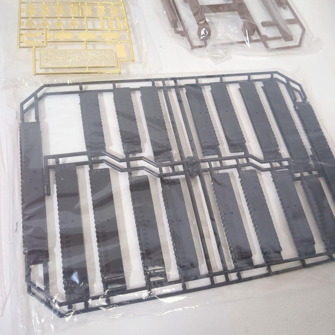 1/4 日本の甲冑 童友社 源義経 緋威獅子金物鎧兜大袖付 模型