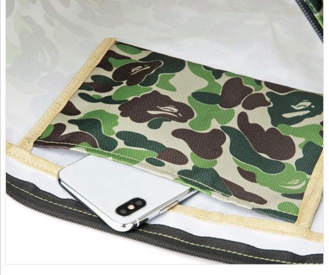 BAPE◆A BATHING APE／◆ビッグショルダーバッグ◆付録品ノベルティ BAPE◇A BATHING APE／◇ビッグショルダーバッグ◇付録品
