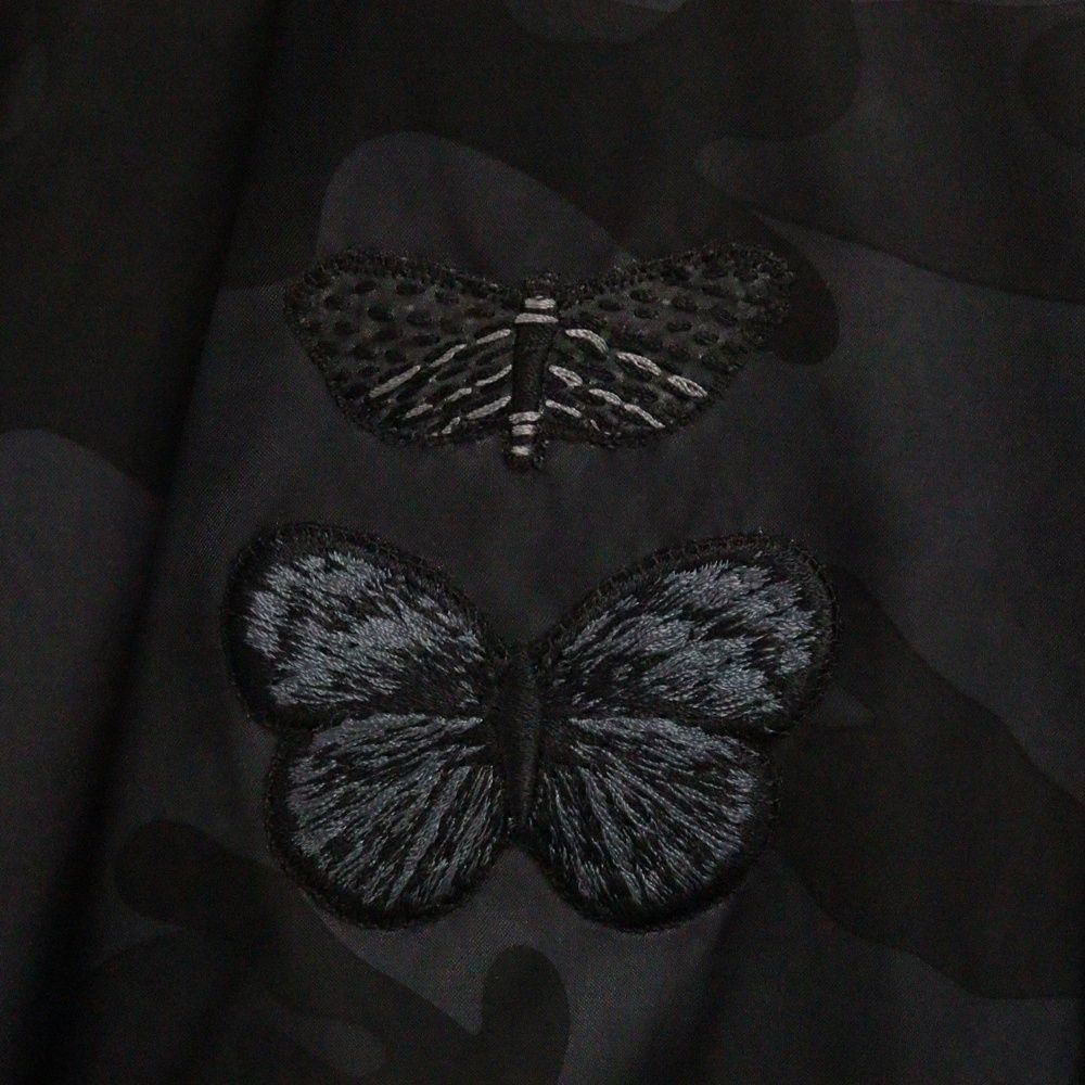 ヴァレンチノ 蝶刺繍