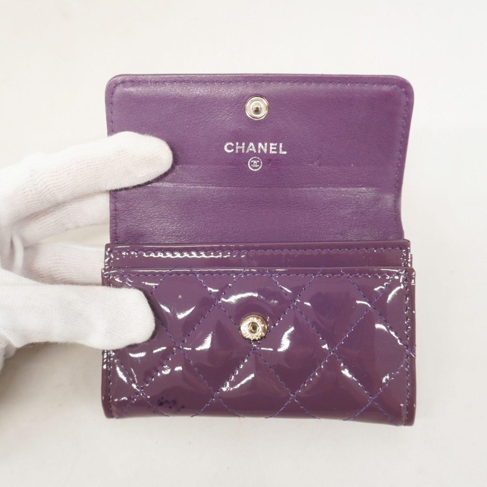 【訳あり】CHANEL(シャネル) キルティング パテントレザー カードケース h-e393.jpg
