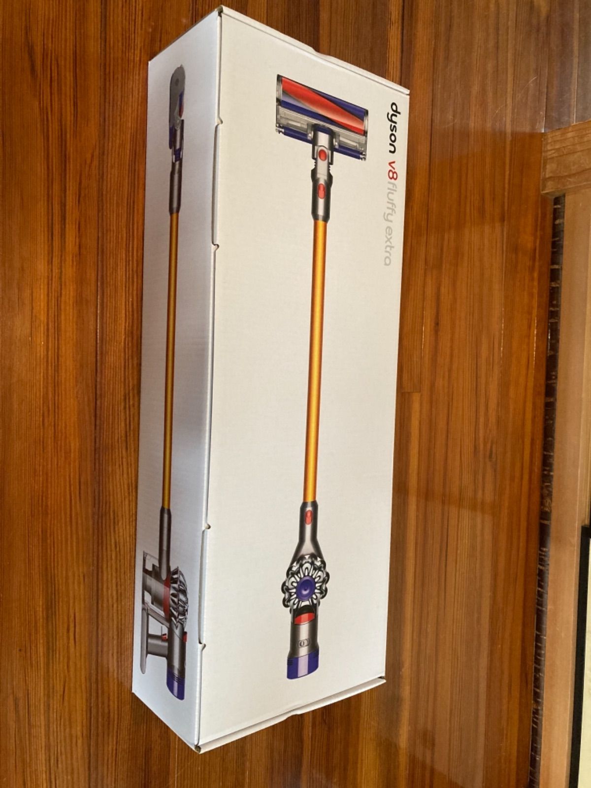 Dyson v8 fluffy extra 愛し