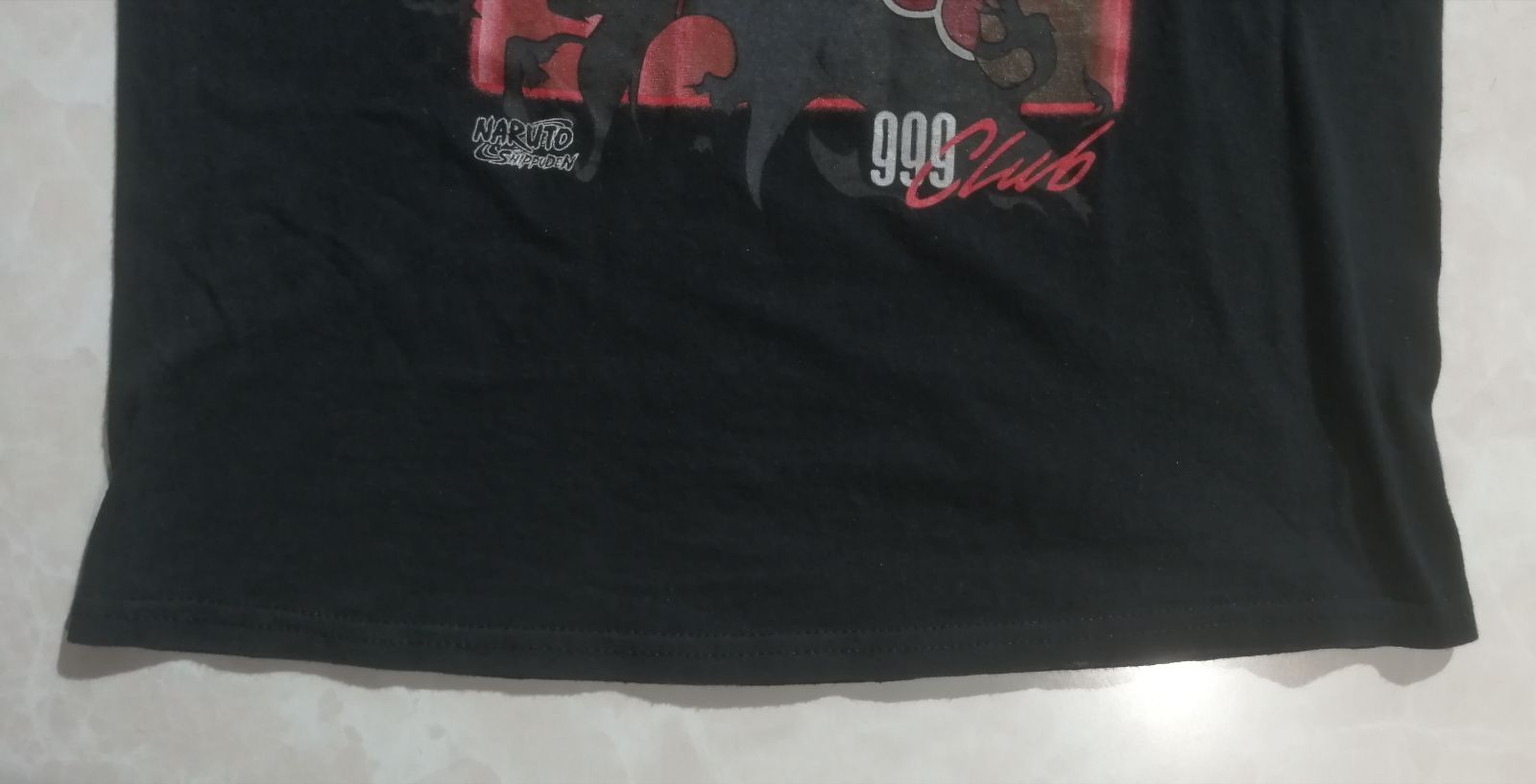 NARUTO SHIPPUDEN x 999 club ナルト疾風伝 うちはイタチ プリントT 