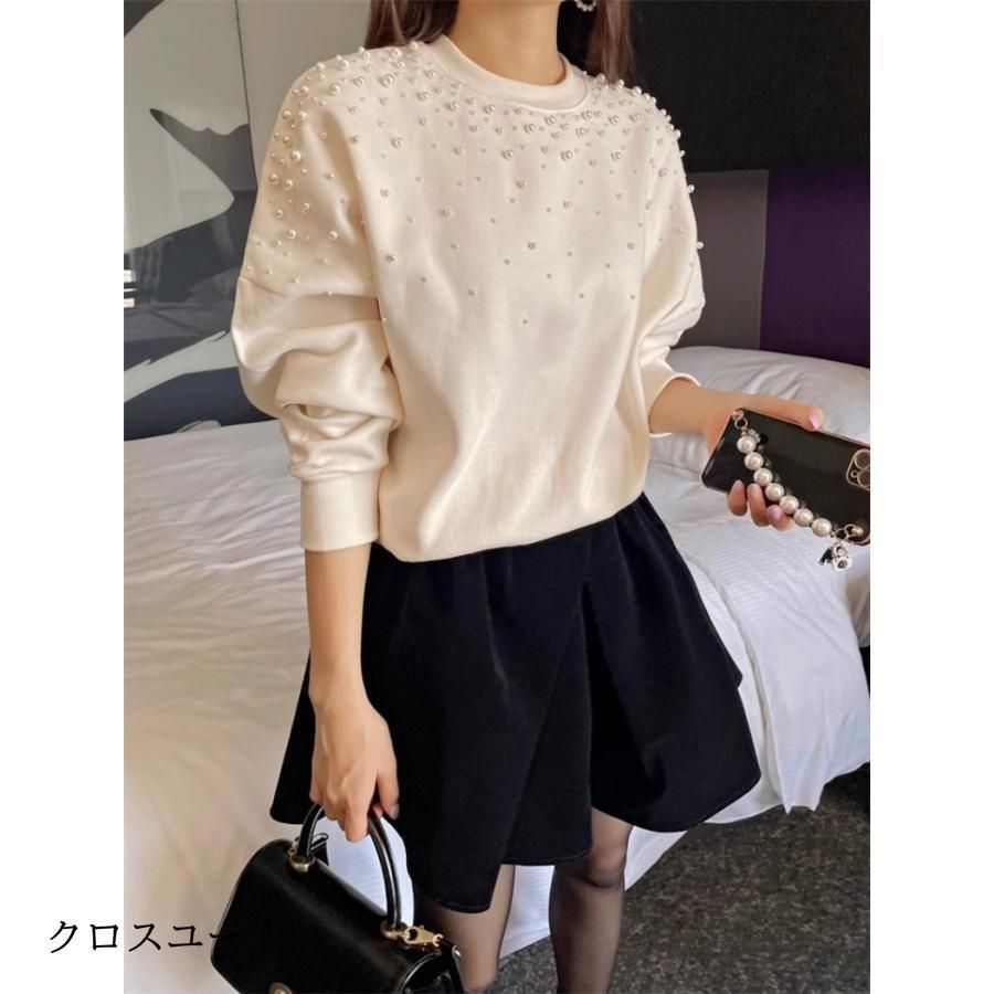 パール付き スウェット レディース 春トップス  トレーナー クルーネック ショート丈 ビジュー ボリューム袖 さりげなく体型カバー プルオーバー 可愛い パール付き スウェット レディース 春トップス トレーナー
