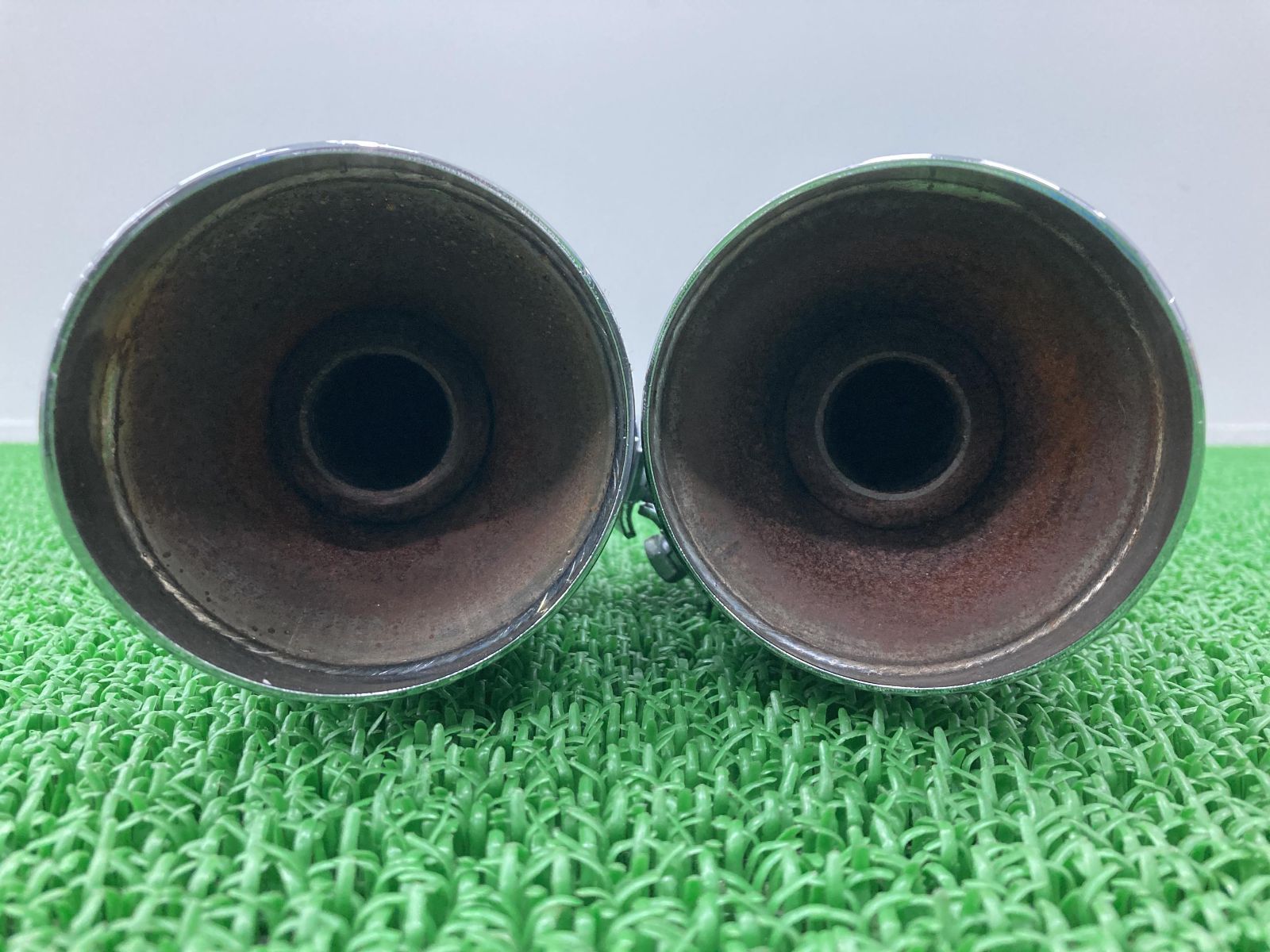 FLHRC1580 サイレンサーマフラー 左右 65748-07/65949-07 ハーレー