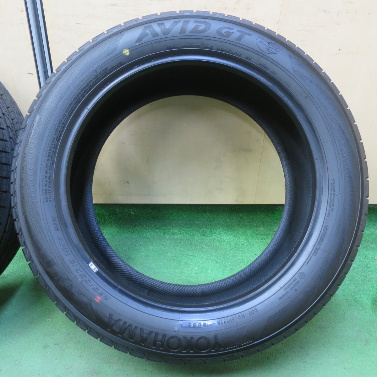 ヨコハマタイヤ AVID GT 235/55 R19 新車外し 4本 新車外し！2020年製