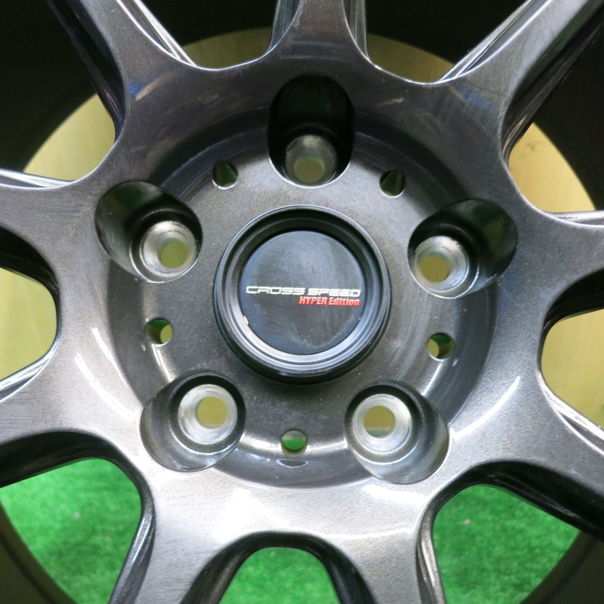 タイヤほぼ未使用！24年！キレイ☆スタッドレス CROSS SPEED RS9 HYPER 